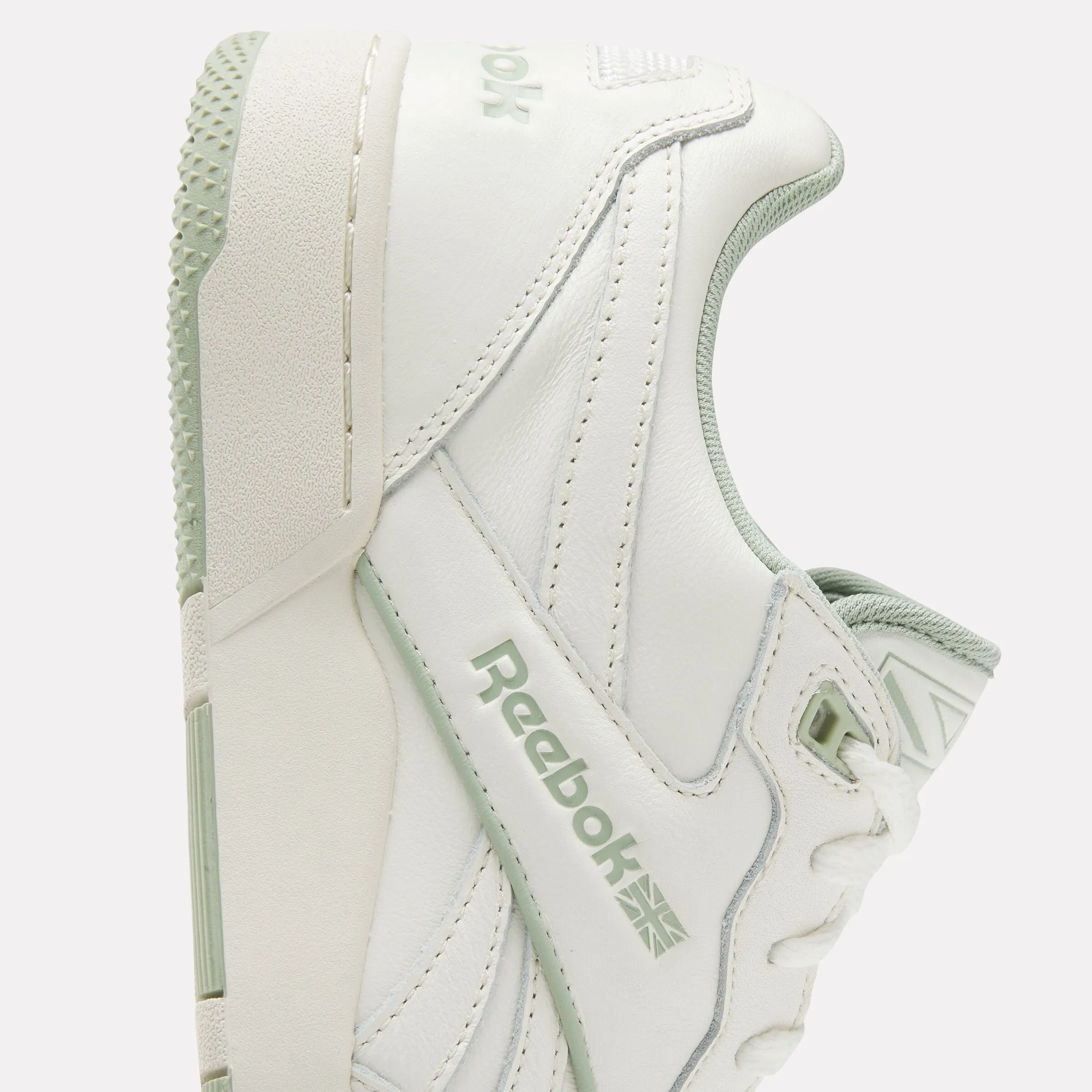 Bb 4000 Ii Chalk/Vintage Green/Pure Grey2