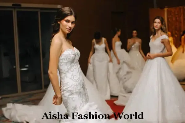 Beautiful AFW coral Wedding Dress