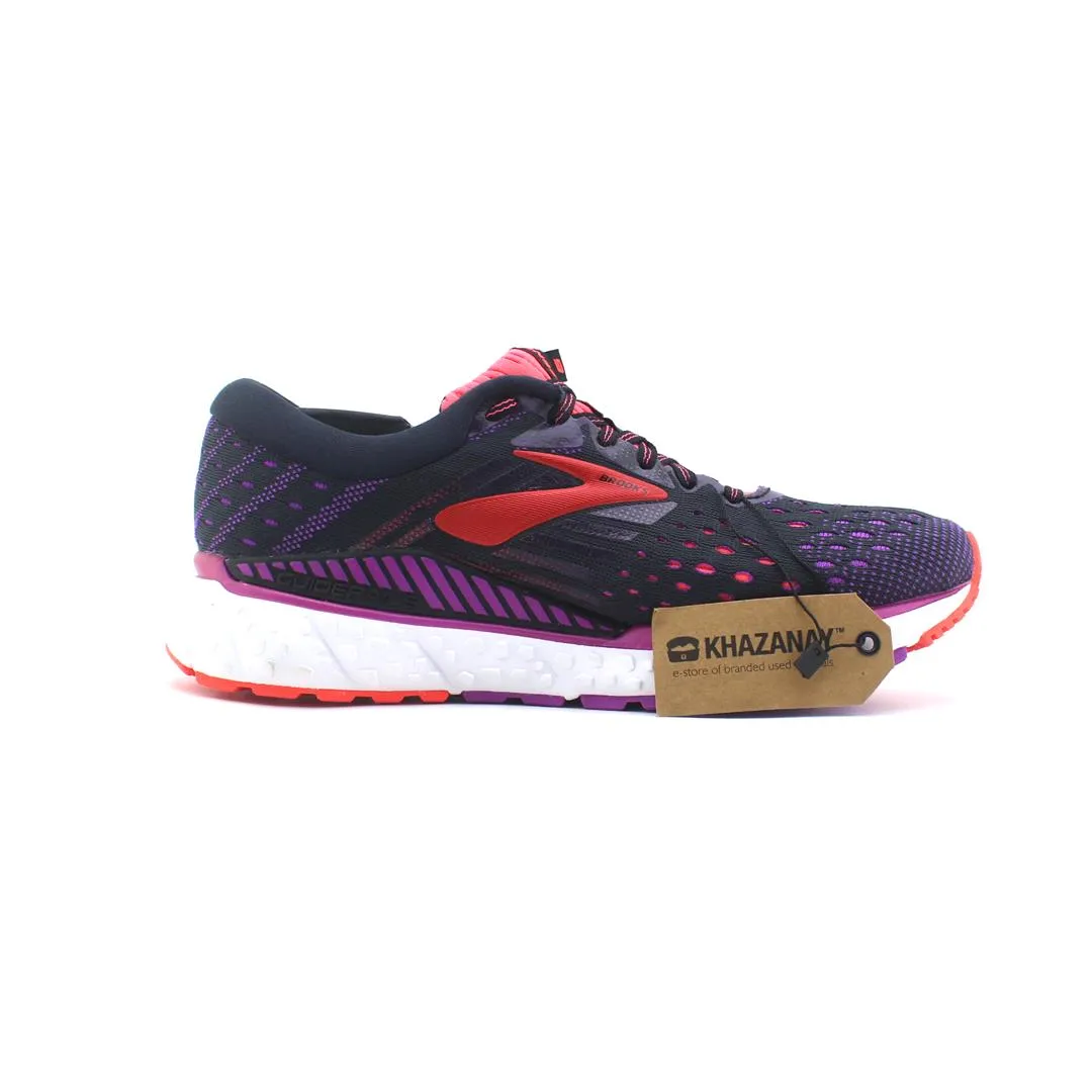 BROOKS TRANSCEND 6