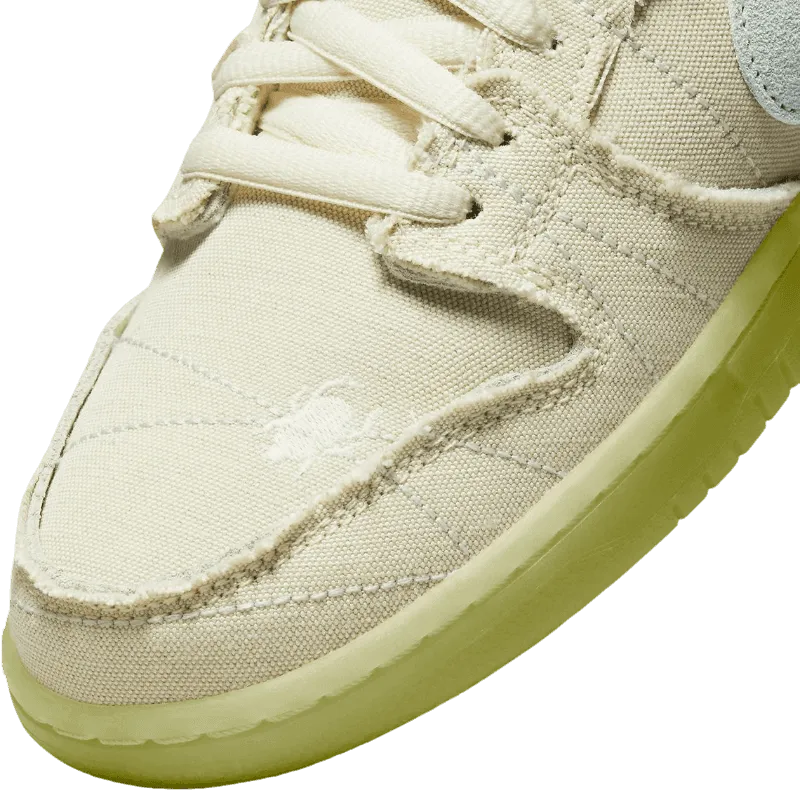 Dunk Low SB Mummy