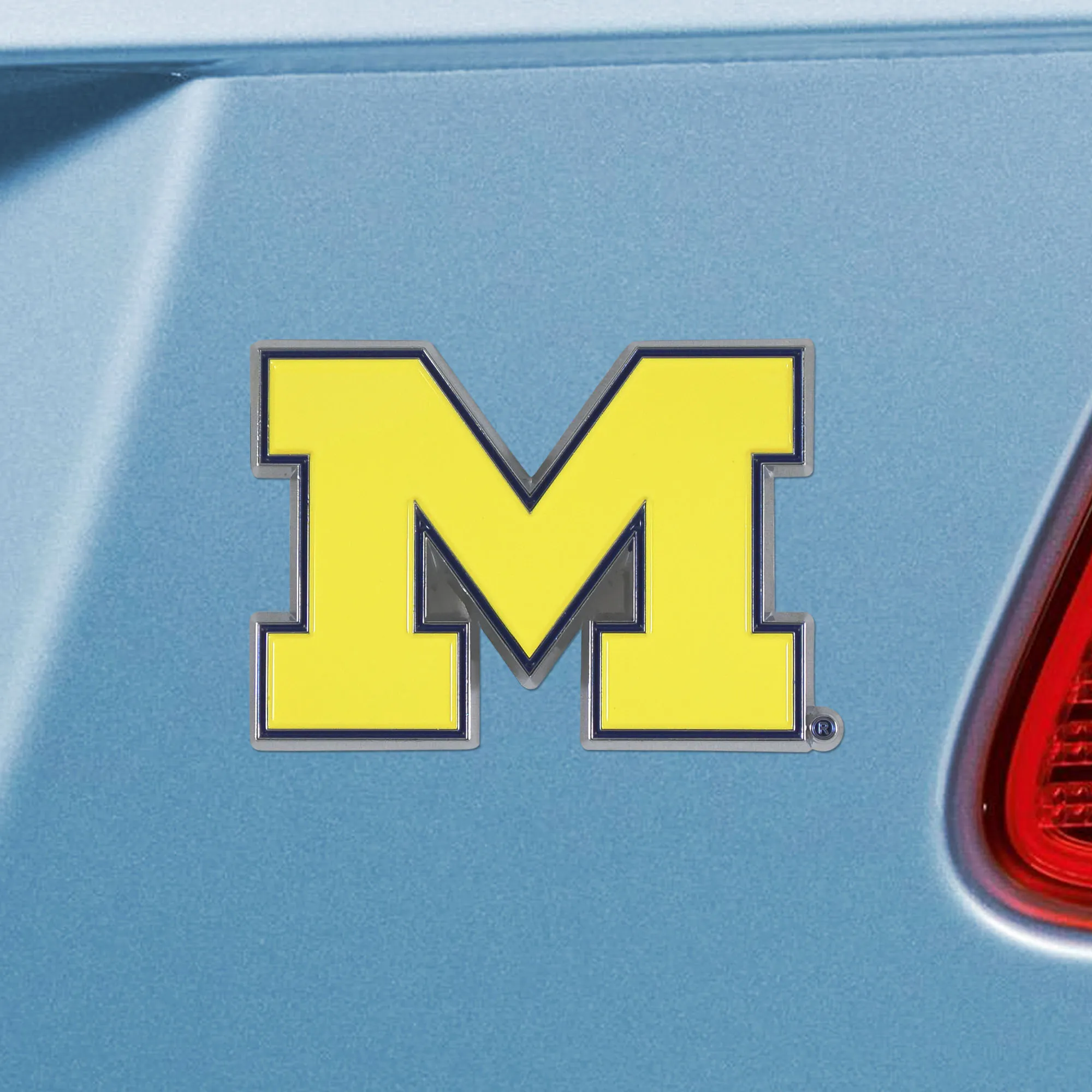 Fanmats Michigan Wolverines Color Emblem