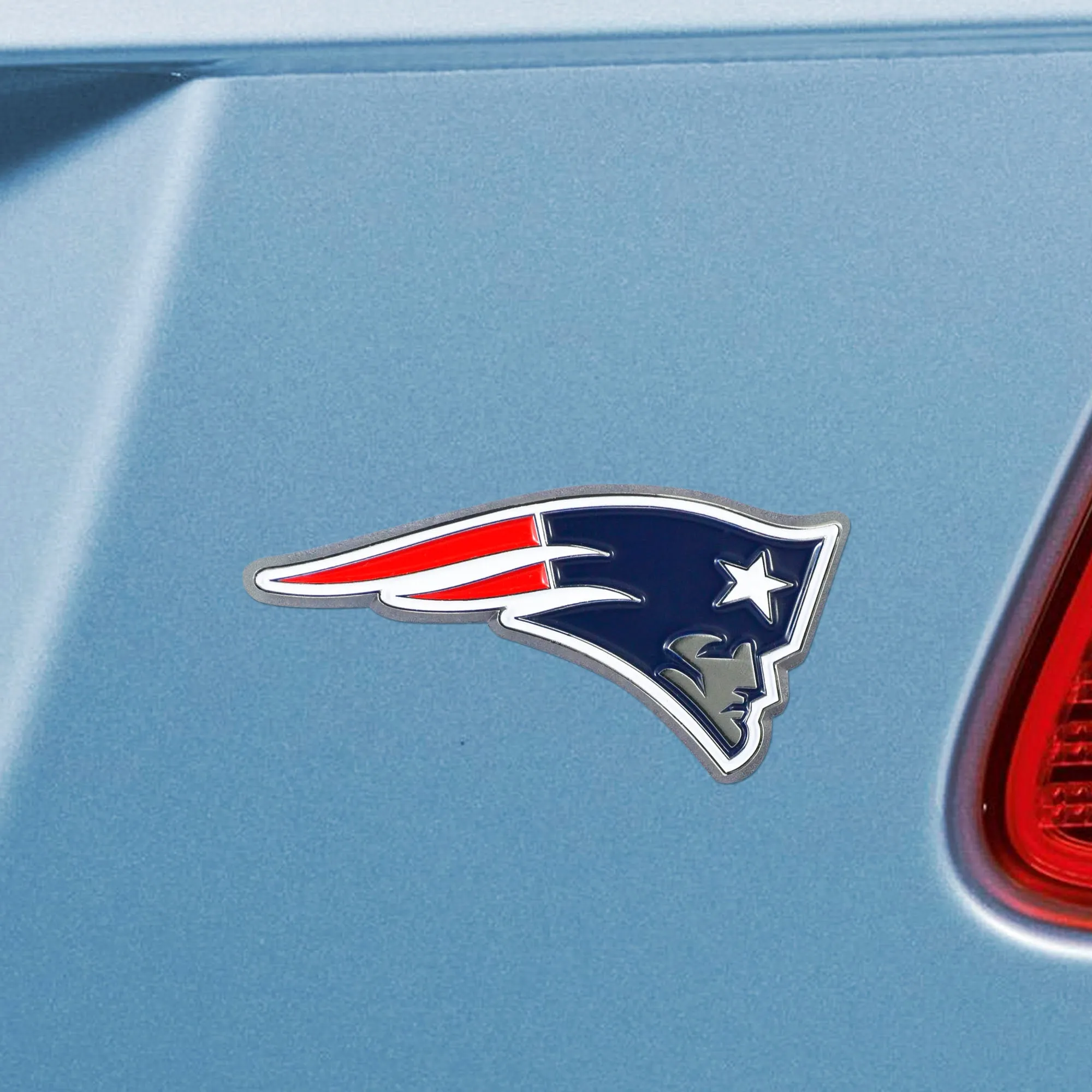 Fanmats New England Patriots Emblem - Chrome