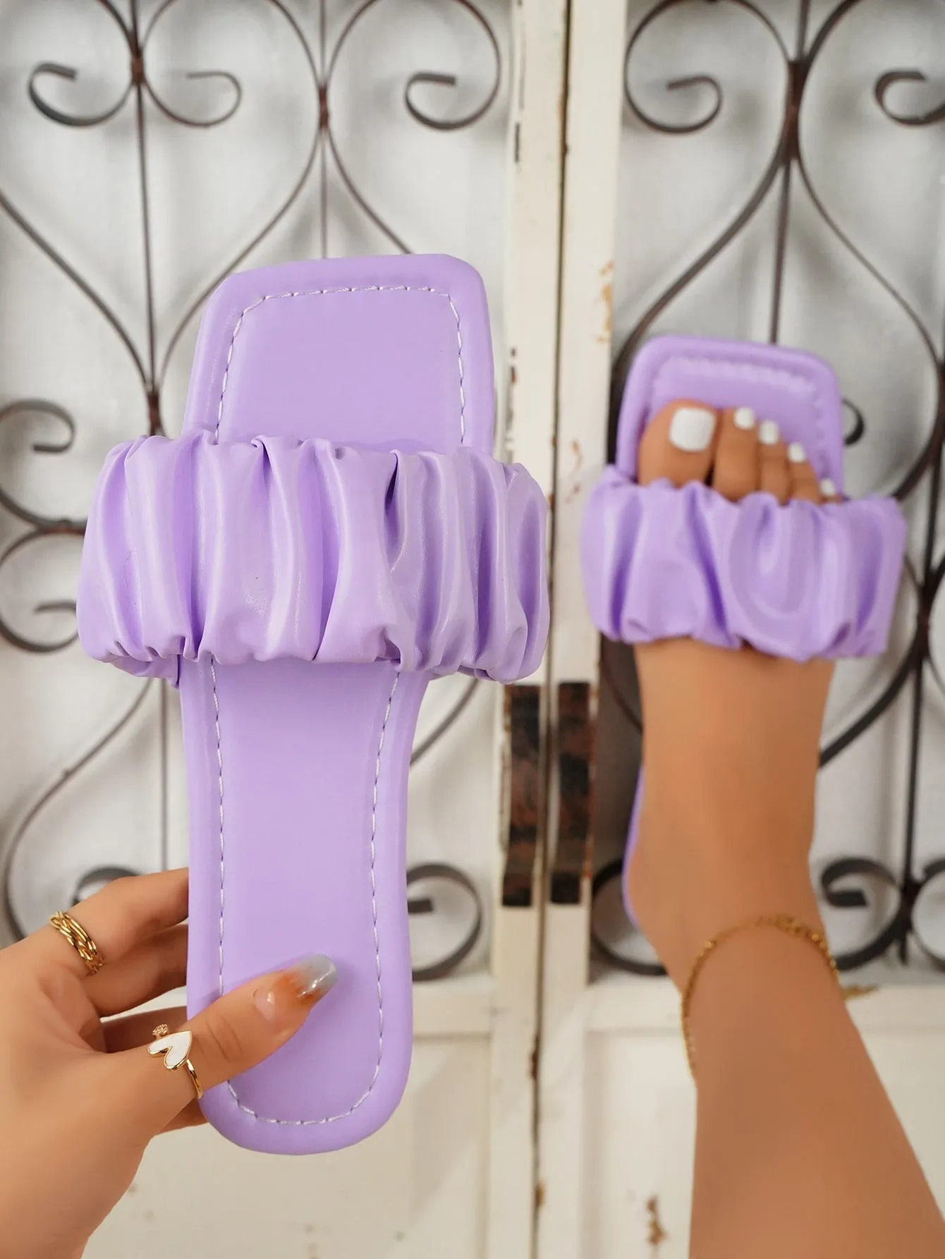 LAVENDER RUCHED SUMMER SLIPPERS