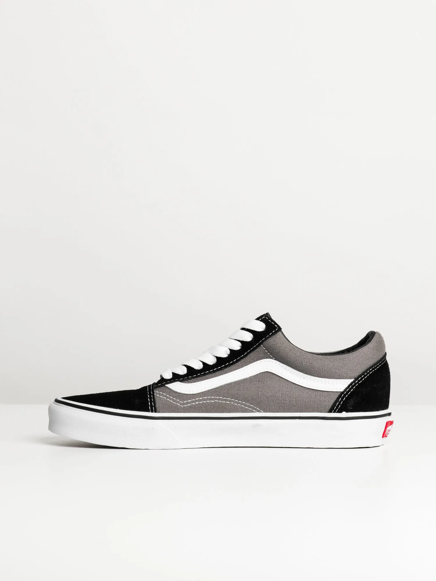 MENS VANS OLD SKOOL SNEAKERS - CLEARANCE