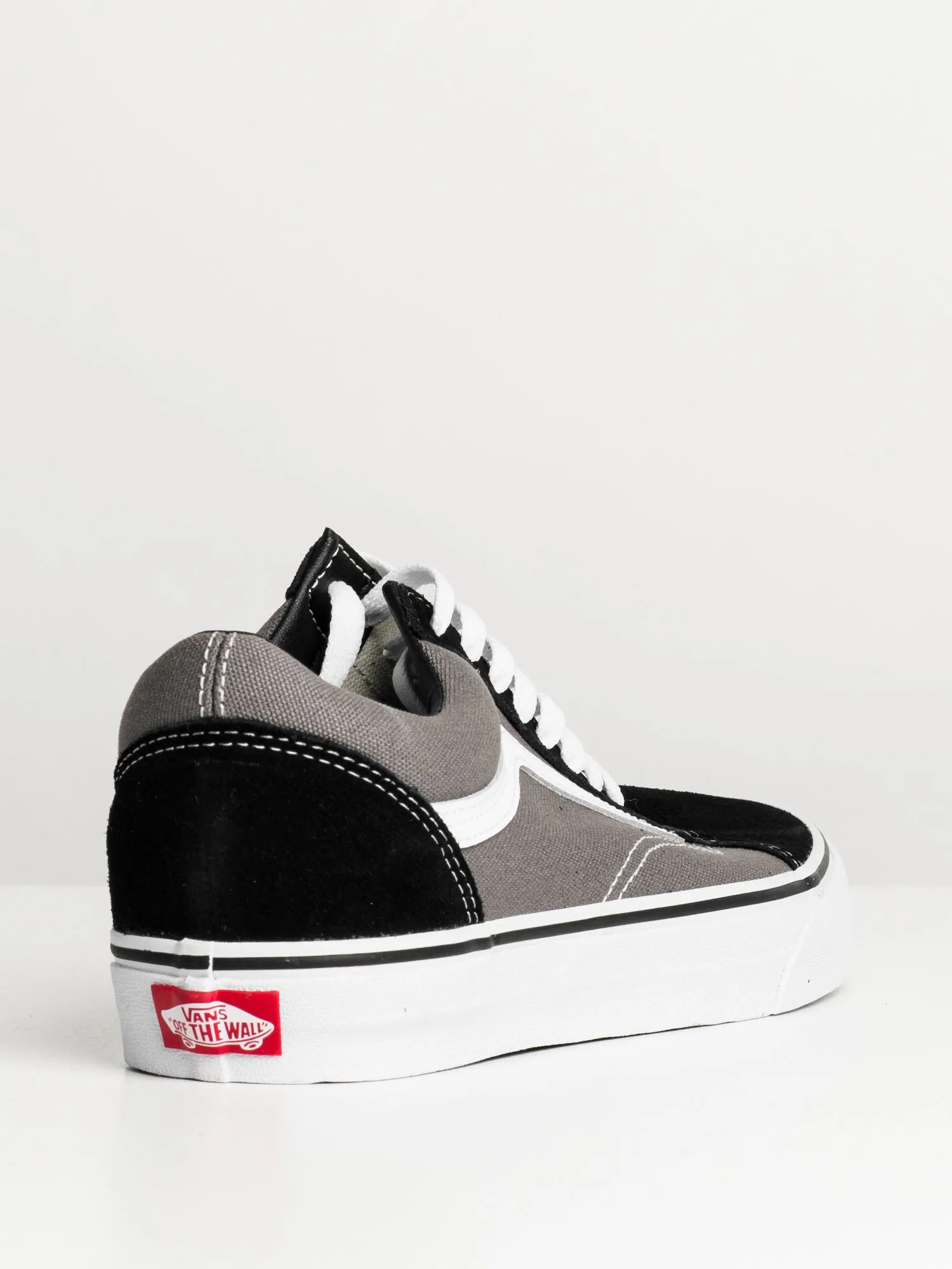 MENS VANS OLD SKOOL SNEAKERS - CLEARANCE