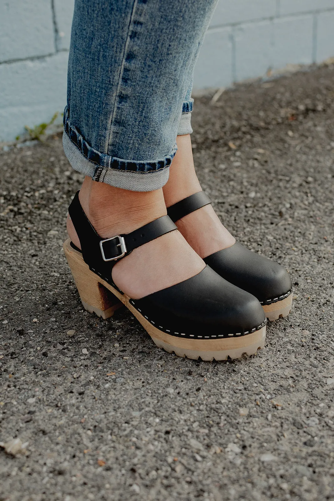 MIA Abba Clog-Black