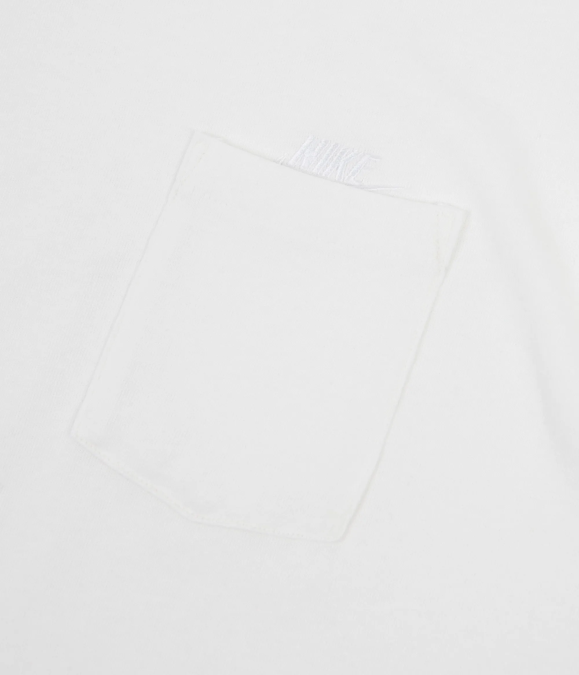 Nike Premium Essential Pocket T-Shirt - White / White