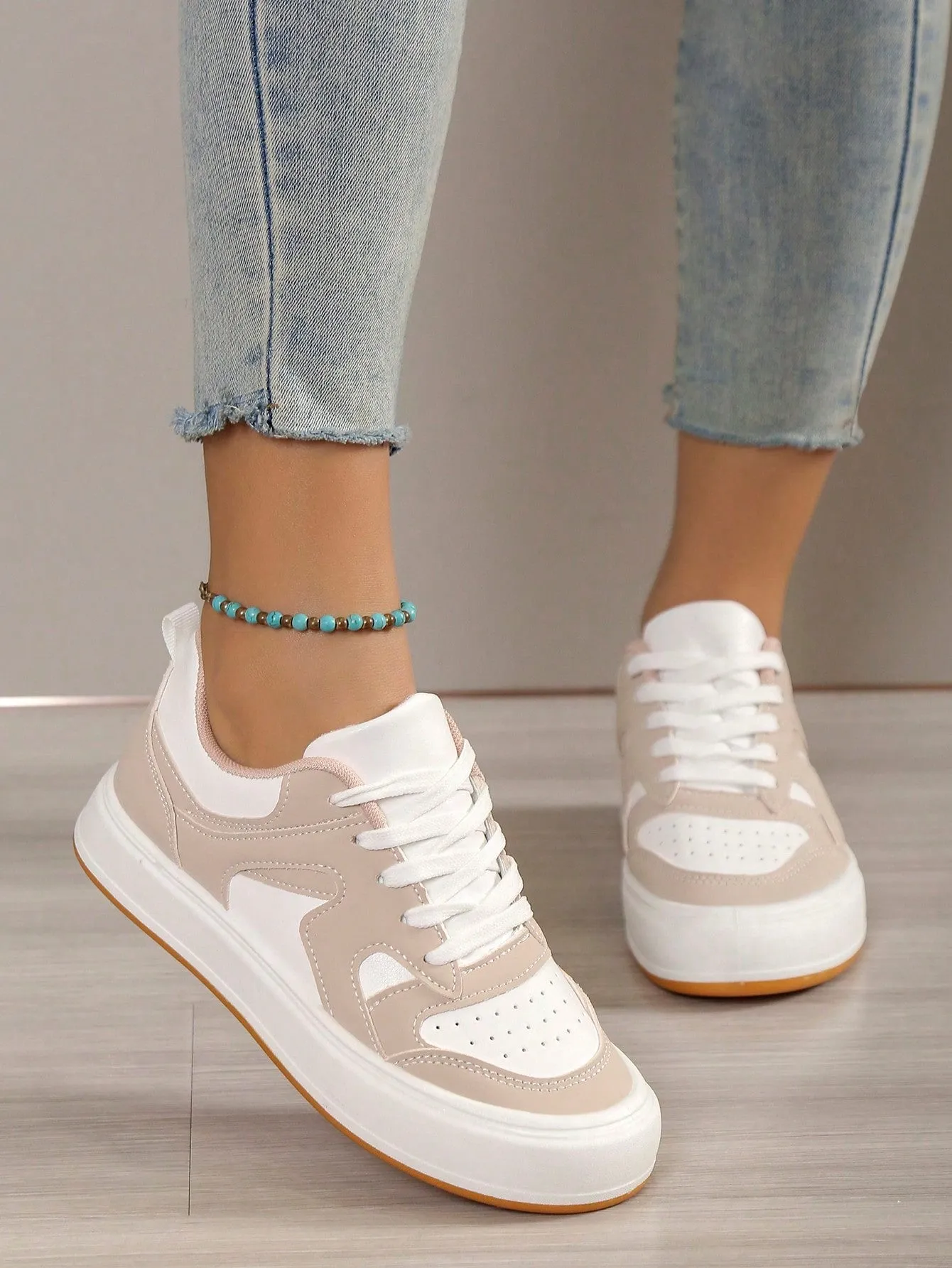 Women Minimalist Lace-up Front Skate Shoes, Sporty Outdoor Sneakers