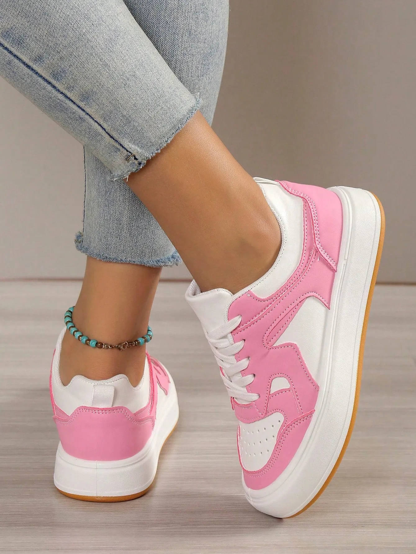 Women Minimalist Lace-up Front Skate Shoes, Sporty Outdoor Sneakers