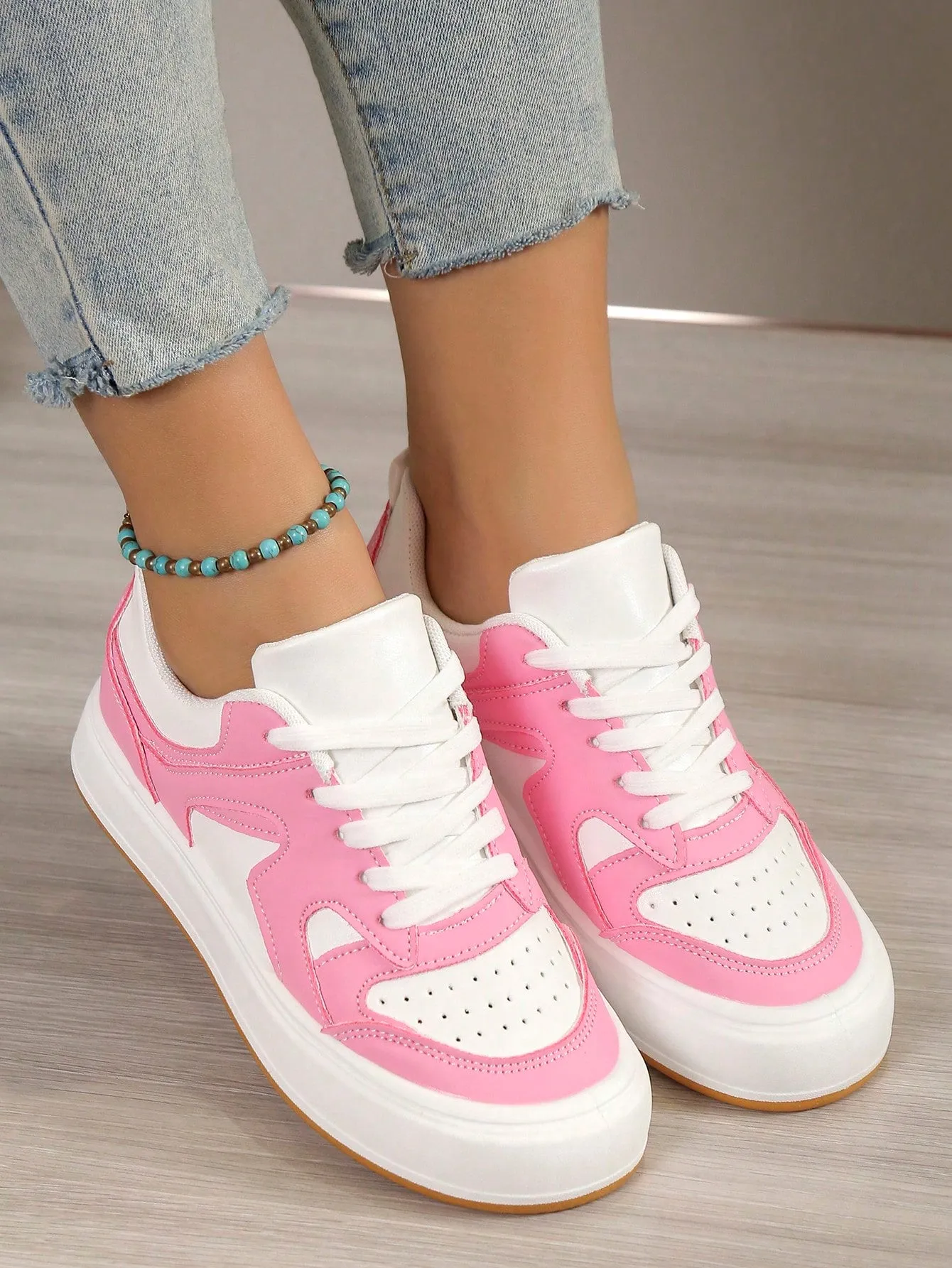 Women Minimalist Lace-up Front Skate Shoes, Sporty Outdoor Sneakers