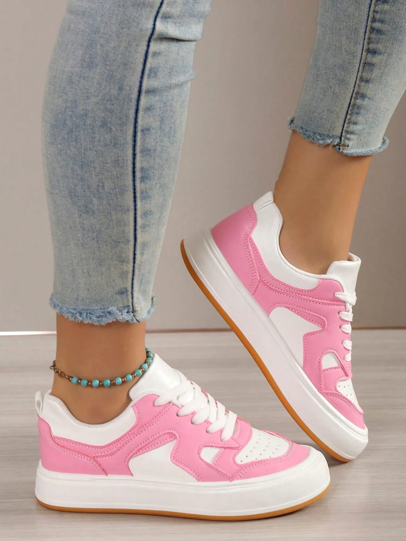 Women Minimalist Lace-up Front Skate Shoes, Sporty Outdoor Sneakers